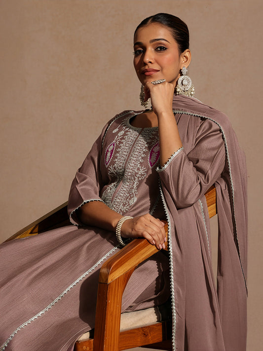 Janasya Women's Brown Silk Blend Embroidered Straight Kurta Set